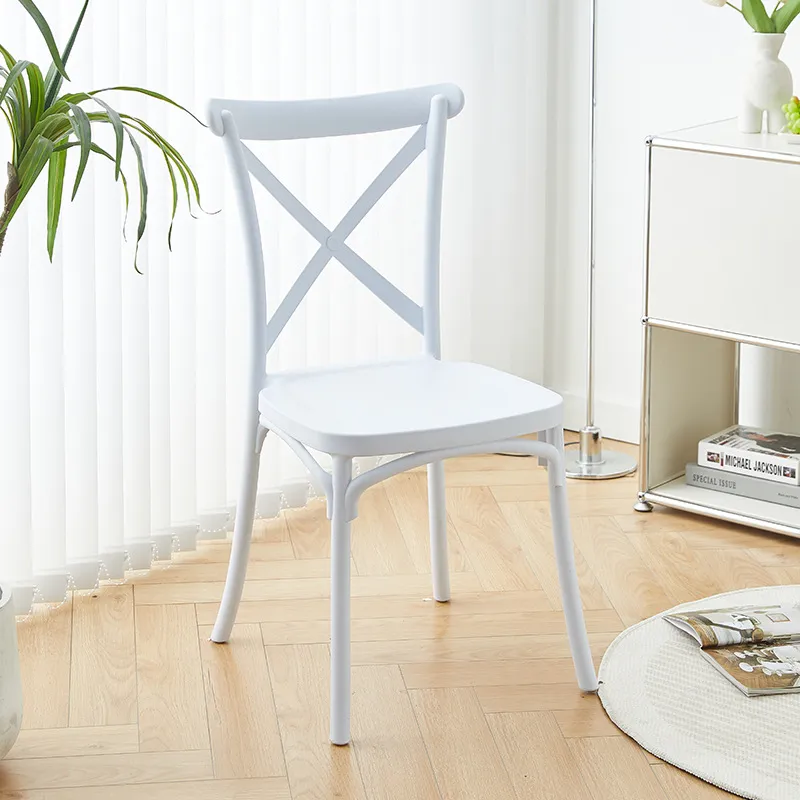 [UCC046B] Chaise De Terrasse Empilable (Blanc)