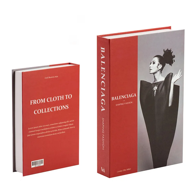 [UCD027A] Livre Décoratif Marques (Balenciaga)