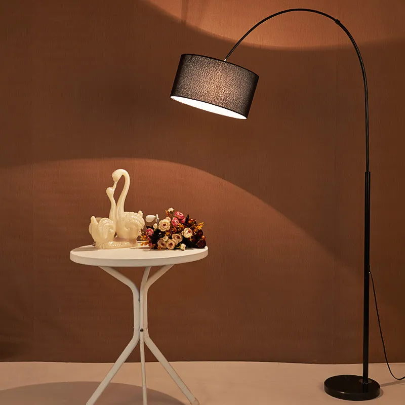Lampadaire Arc "EMITTO"