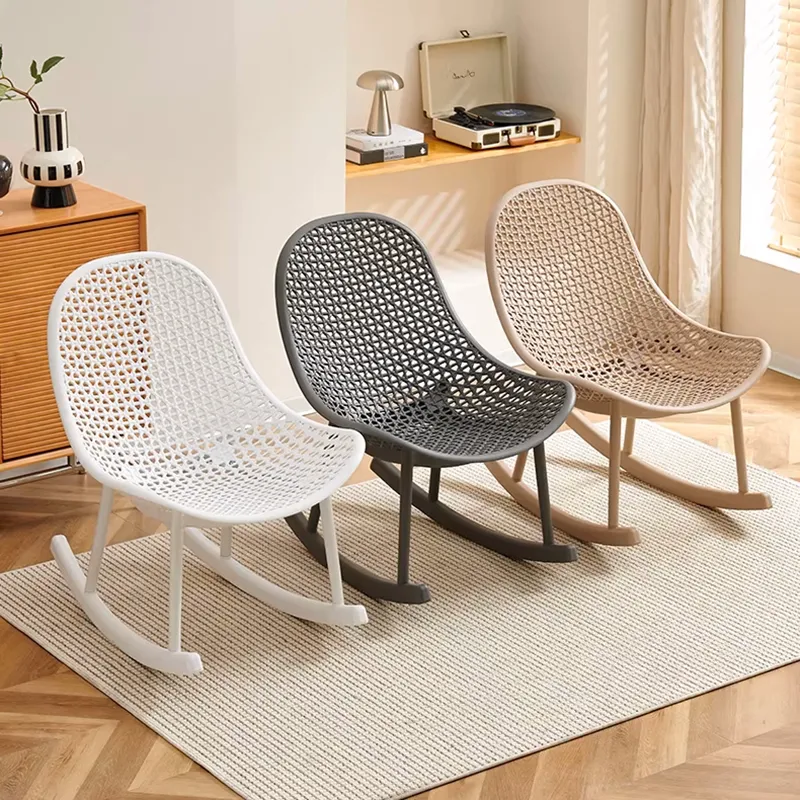 Fauteuil À Bascule En Plastique