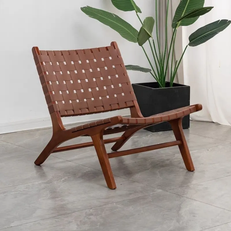 [UCF021] Fauteuil En Bois Et Cuir Tressé